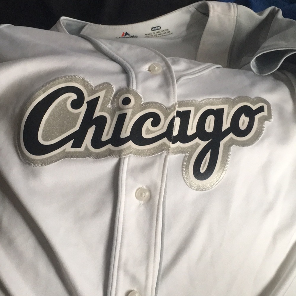White Sox woman’s jersey- Medium